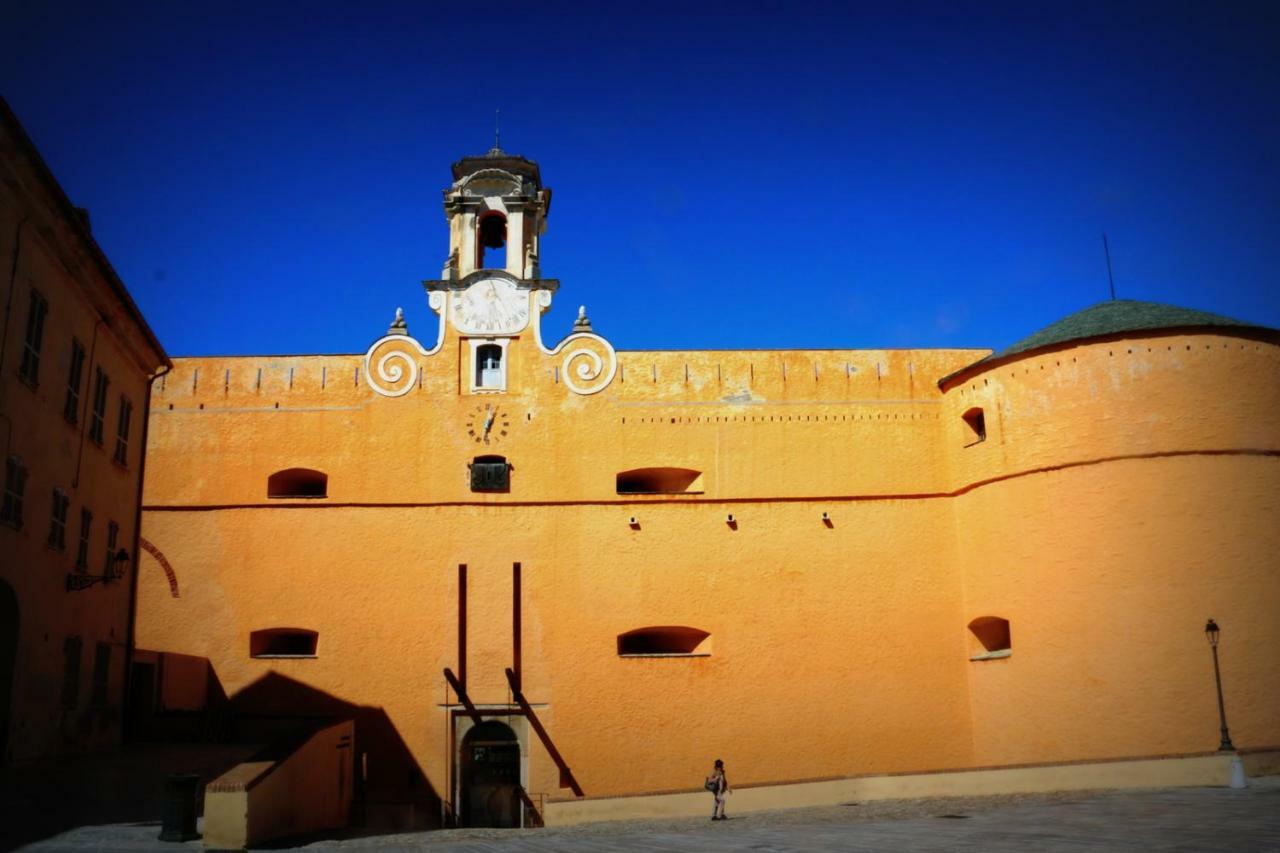 Apartament Casa Lochje Au Coeur De La Citadelle Bastia  Zewnętrze zdjęcie